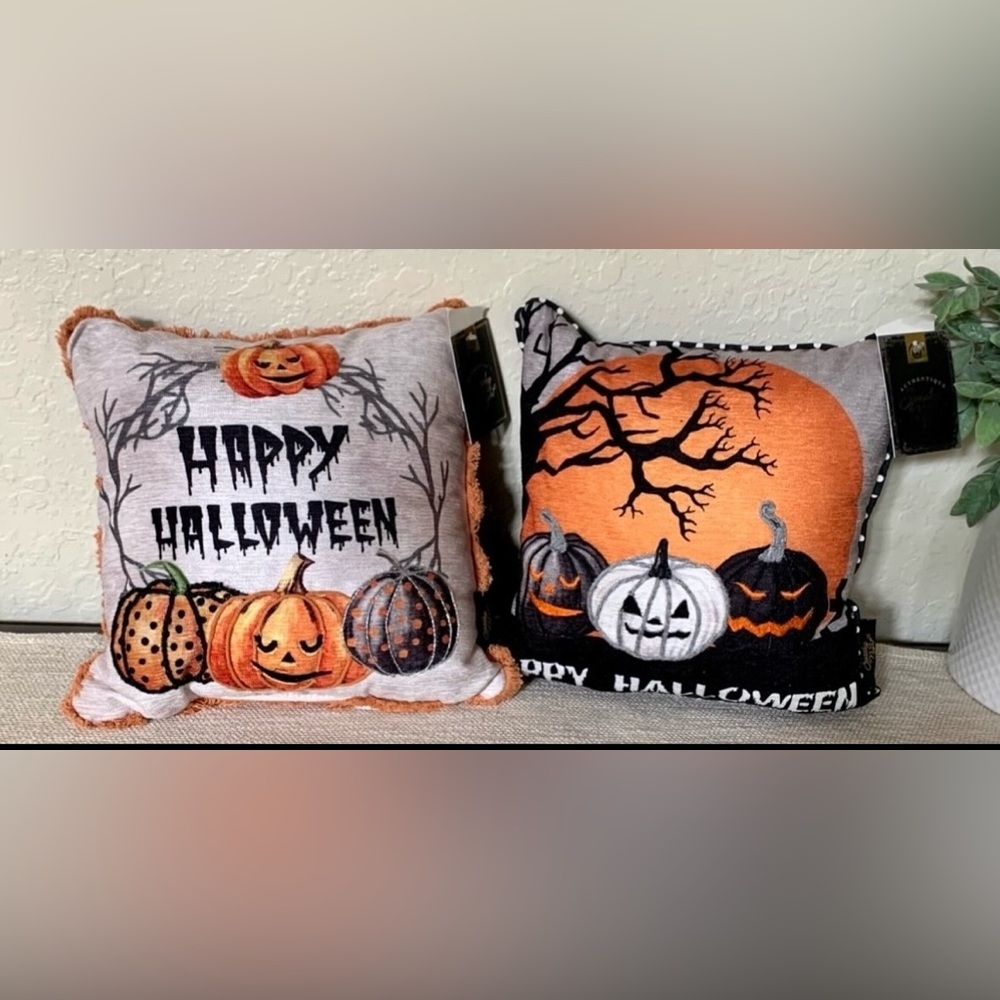 Authentique Halloween Pumpkin Throw Pillows